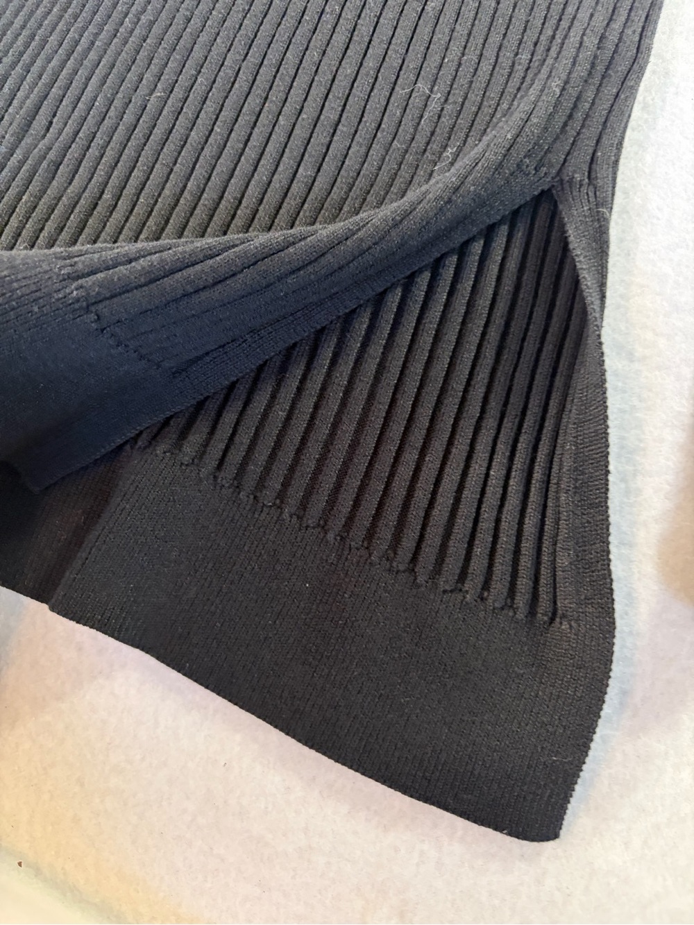 Athleta Black Ribbed Crewneck Top - Picture 2 of 6